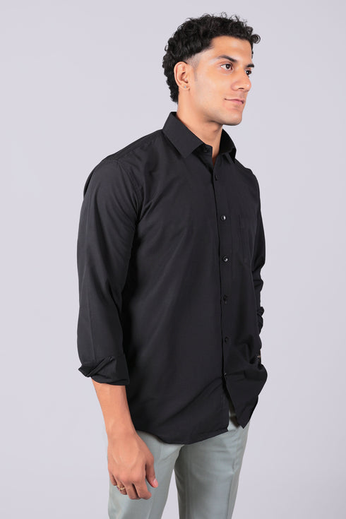 Veshbhoshaa Bluebird Classic Black Men'S Office Shirt